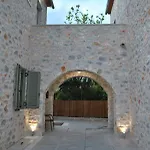 Petras Gi - Stone Aparthotel 4*