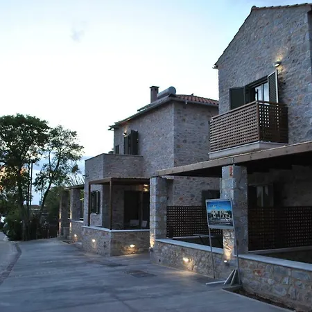 Apart-hotel Petras Gi - Stone Stoúpa