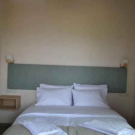 Apart-hotel Petras Gi - Stone 4*