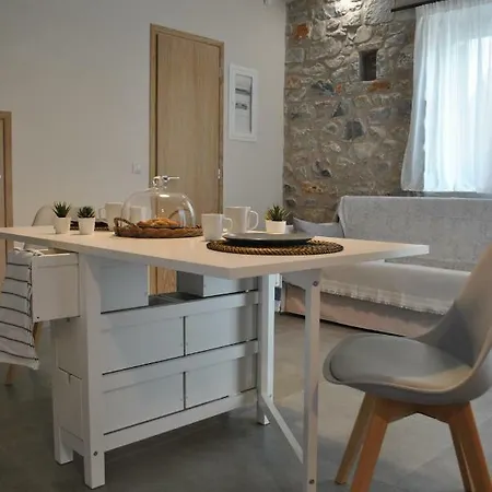 Petras Gi - Stone 4*