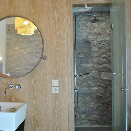Petras Gi - Stone Apartahotel 4*