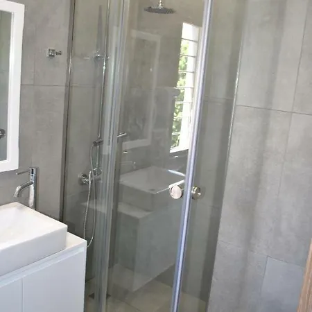 Petras Gi - Stone Apartahotel 4*