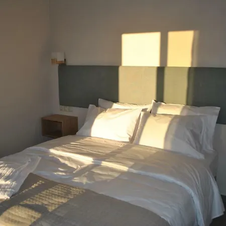 Petras Gi - Stone Aparthotel