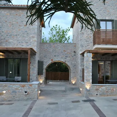 Petras Gi - Stone 4* Stoúpa