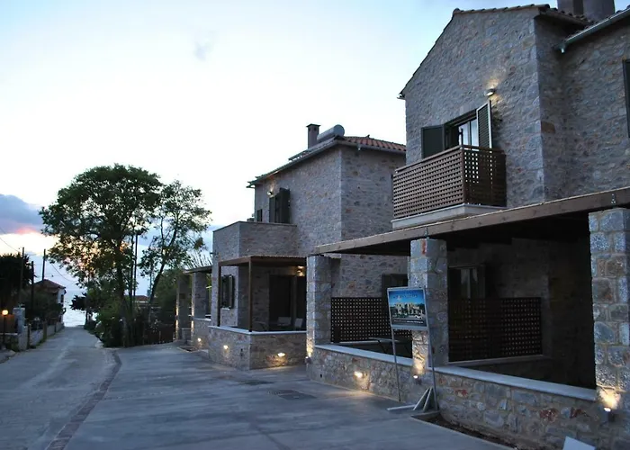 Apartmanhotel Petras Gi - Stone Sztúpa