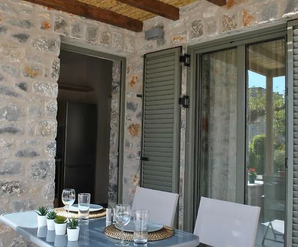 Petras Gi - Stone Apartmanhotel 4*