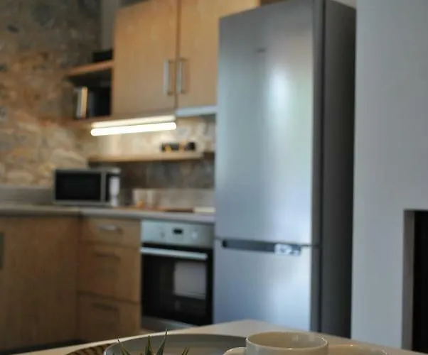 Apartmanhotel Petras Gi - Stone Sztúpa