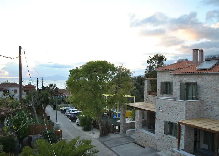 Petras Gi - Stone Aparthotel Stoupa