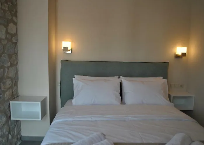 Petras Gi - Stone Aparthotel Stoupa